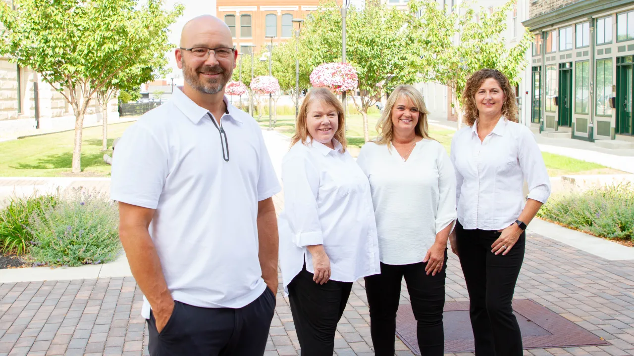 Group portrait of Tabler Insurance Staff